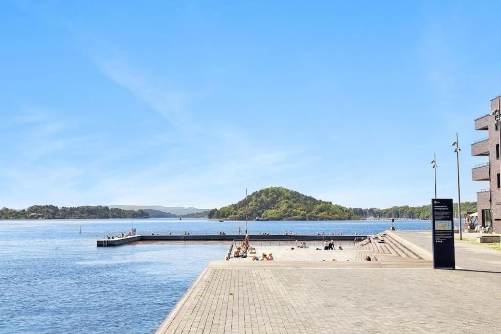 Waterfront Fjord View, Office, 2 Bedroom Lux Appartamento