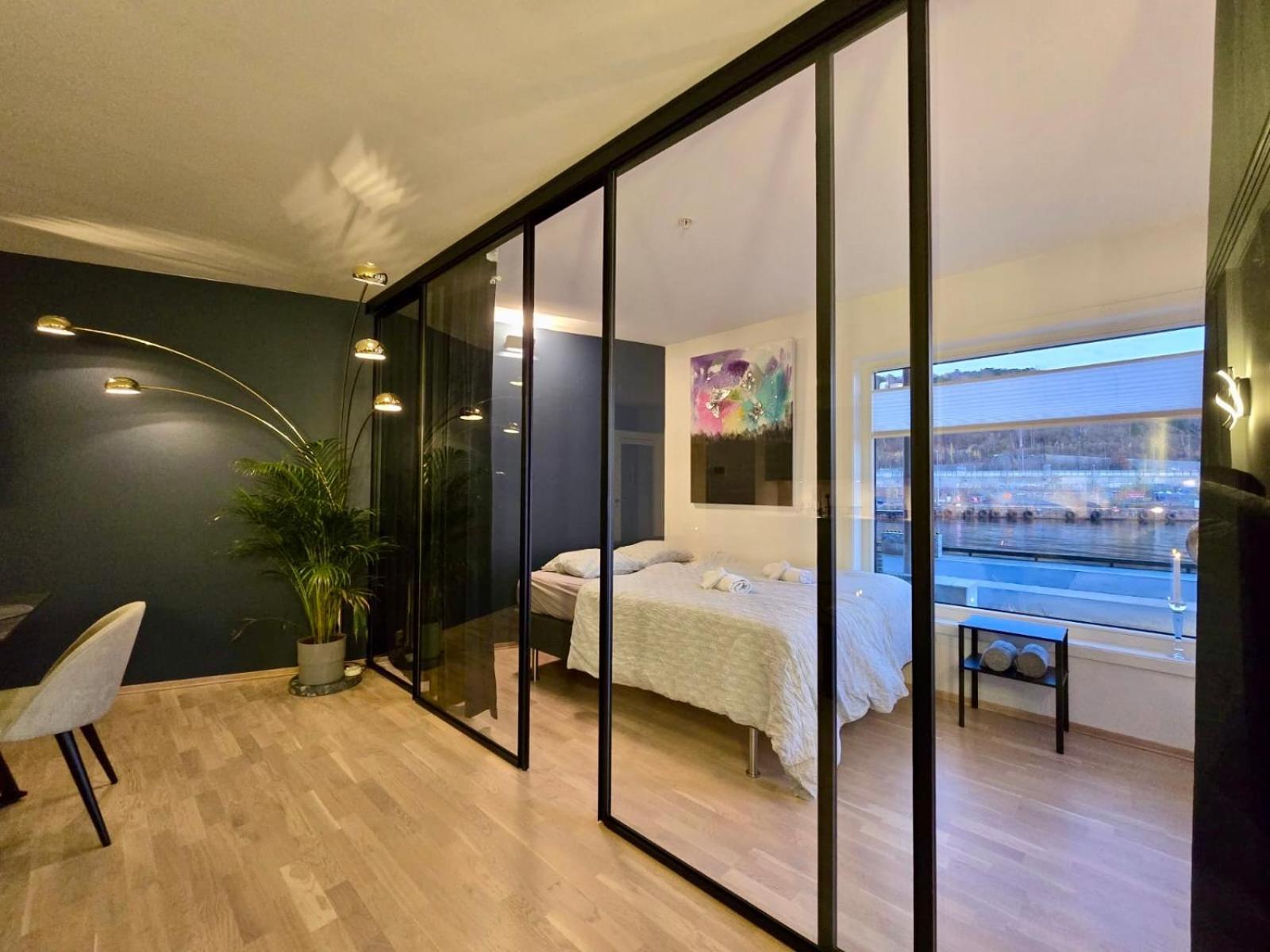 Waterfront Fjord View, Office, 2 Bedroom Lux Appartamento *